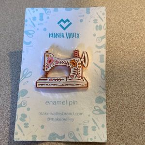 Sewing machine pin
